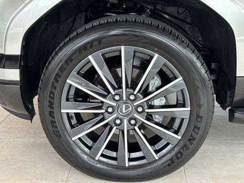 Certified 2025 Lexus GX 550 w/ Accessory Package (Z1) AWD/4WD image 8