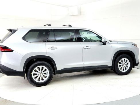 New 2026 Toyota Grand Highlander XLE image 6