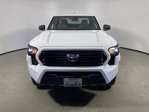 Certified 2025 Toyota Tacoma SR image 8