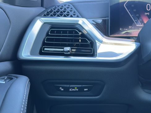 Certified 2024 BMW X5 xDrive40i w/ Premium Package image 35