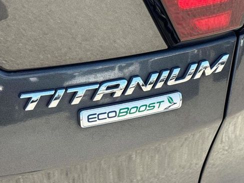 Certified 2019 Ford Escape Titanium FWD image 9