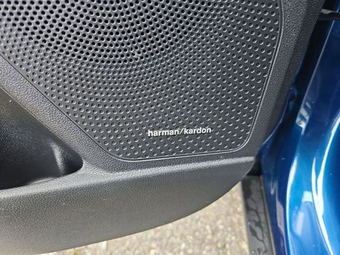 Used 2017 Kia Niro Touring image 30