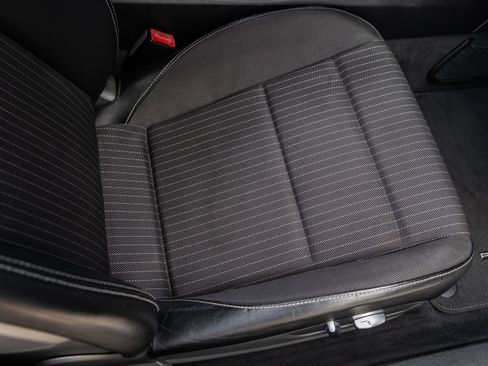 Certified 2018 Porsche 911 Carrera T RWD image 39