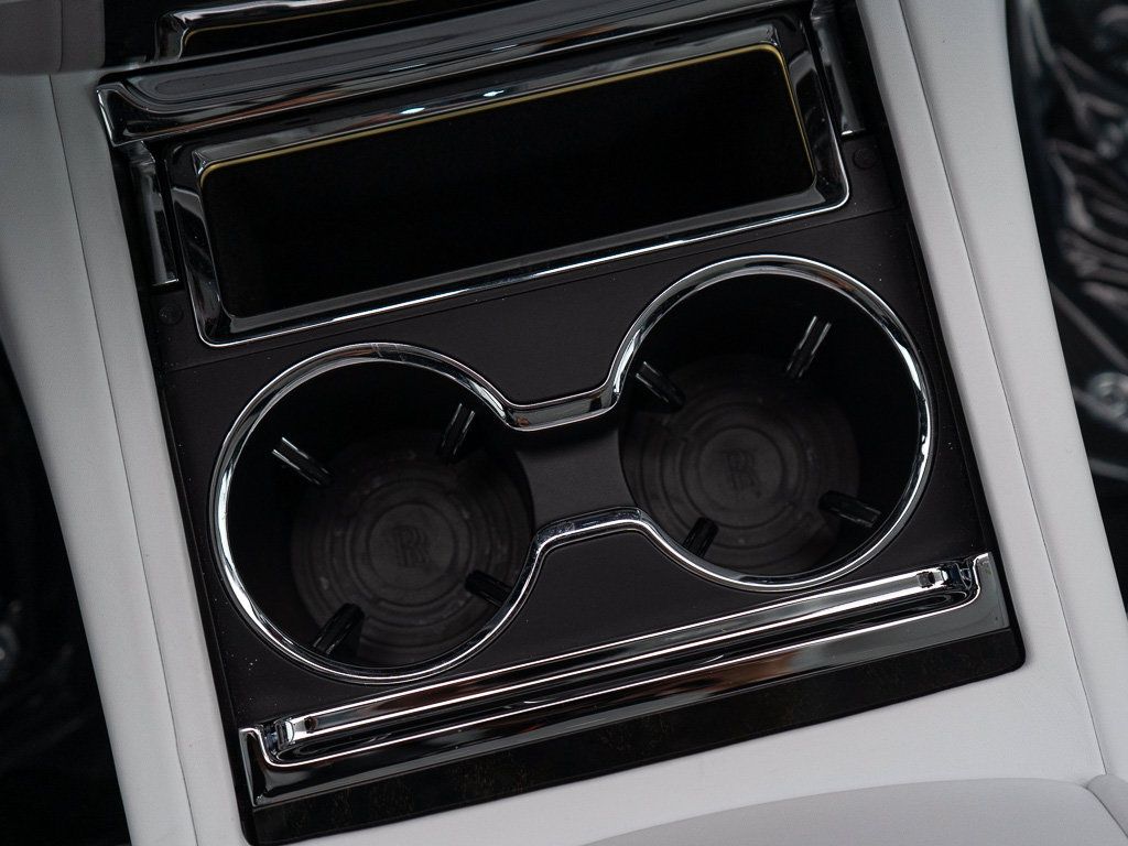 Certified 2023 Rolls-Royce Phantom Sedan RWD image 43