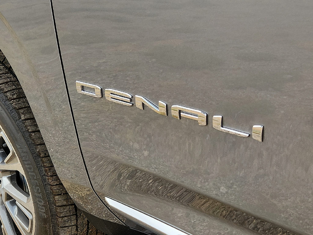 New 2026 GMC Yukon Denali AWD/4WD image 10