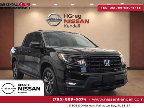 Used 2025 Honda Ridgeline Sport image 1