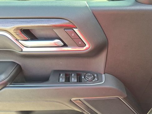 Used 2022 Chevrolet Silverado 1500 RST w/ Z71 Off-Road Package AWD/4WD image 13
