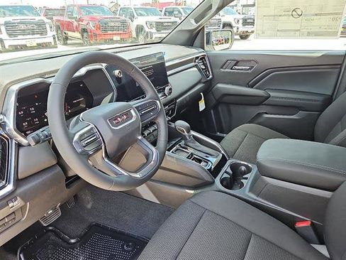 New 2026 GMC Canyon Elevation w/ Convenience Package image 12