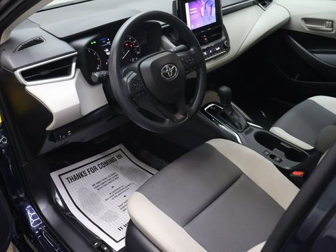 Used 2024 Toyota Corolla LE FWD image 18