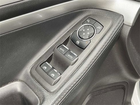 Used 2015 Ford Explorer XLT w/ Equipment Group 202A image 23