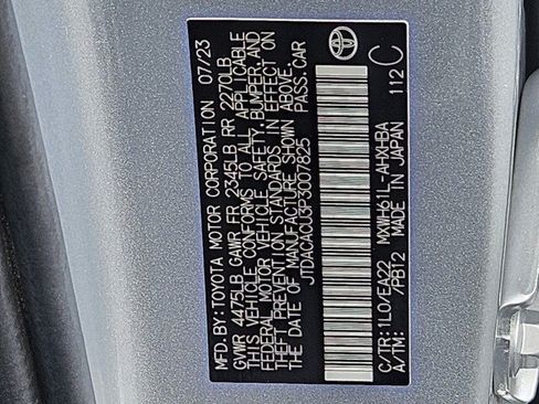 Used 2023 Toyota Prius Prime Premium FWD image 27