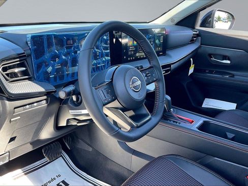 New 2026 Nissan Kicks SR FWD image 7