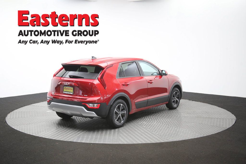 Used 2025 Kia Niro LX FWD image 41