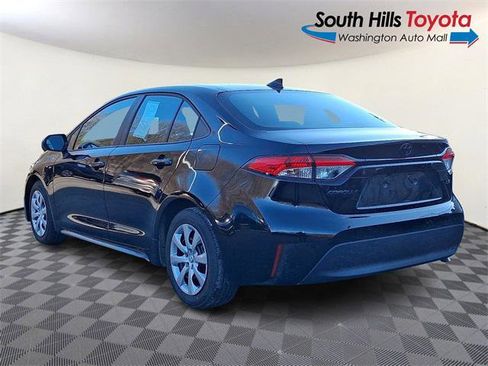 Certified 2023 Toyota Corolla LE image 4