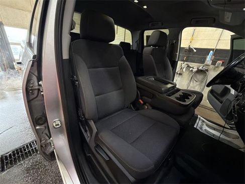 Used 2018 Chevrolet Silverado 1500 LT w/ All Star Edition image 25