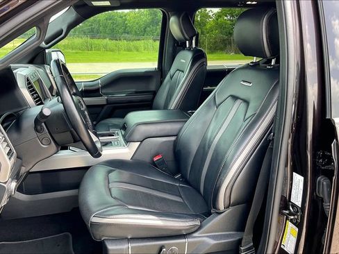 Used 2018 Ford F150 Platinum w/ Equipment Group 701A Luxury RWD image 18