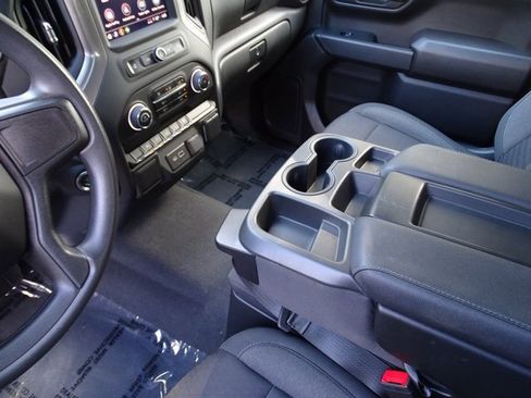 Used 2023 Chevrolet Silverado 1500 Custom image 17