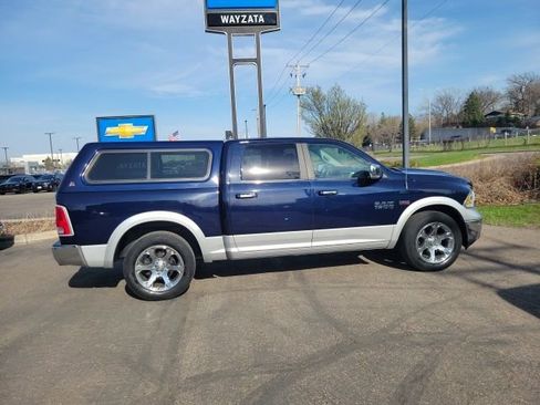 Used 2017 RAM 1500 Laramie AWD/4WD image 13