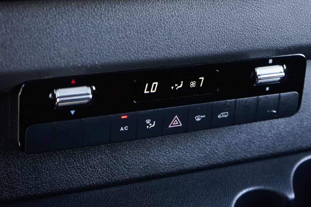 Used 2020 Mercedes-Benz Sprinter 1500 image 29
