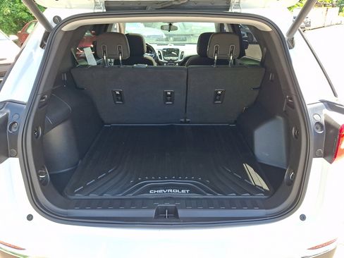 Used 2018 Chevrolet Equinox LT w/ Sun & Infotainment Package AWD/4WD image 29
