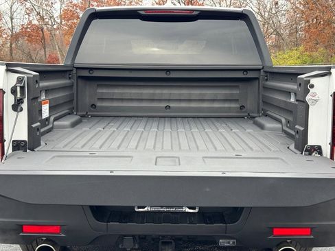 Certified 2025 Honda Ridgeline Sport image 4