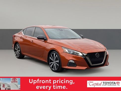 Used 2020 Nissan Altima 2.5 SR image 1