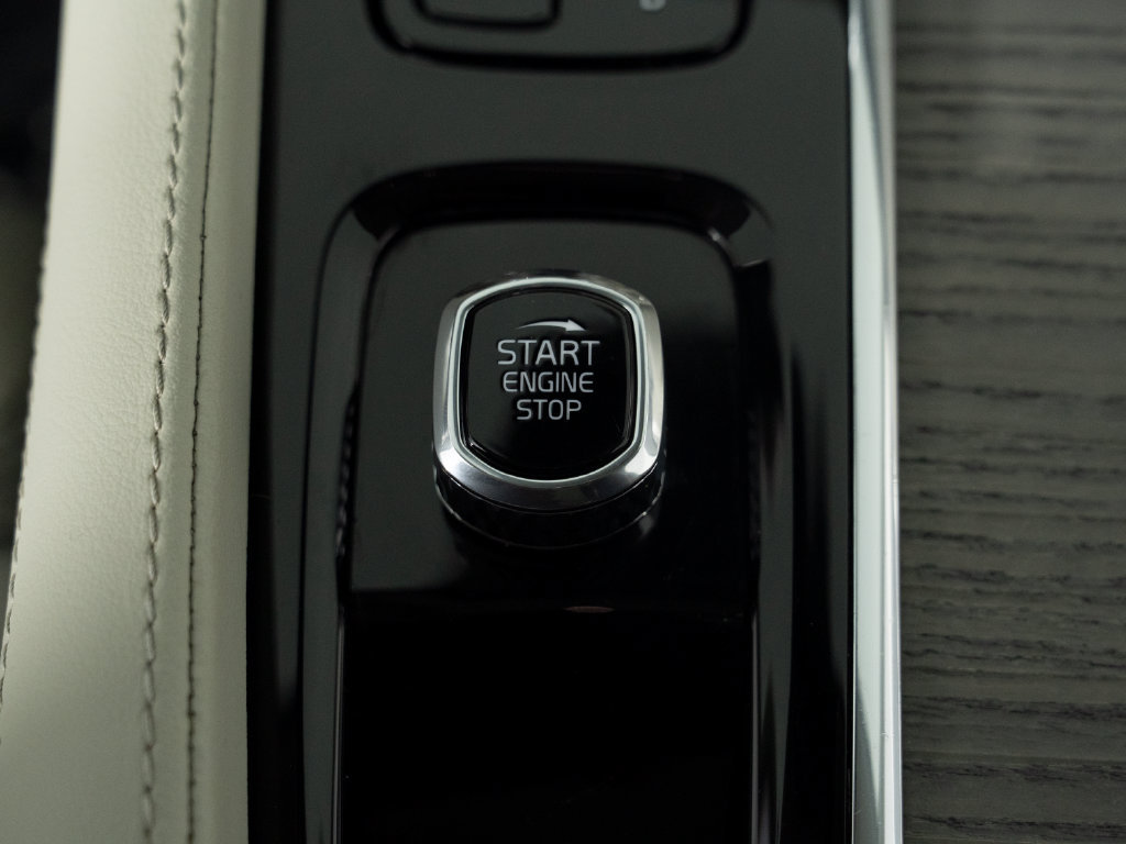Used 2023 Volvo S90 B6 Ultimate w/ Lounge Package AWD/4WD image 27