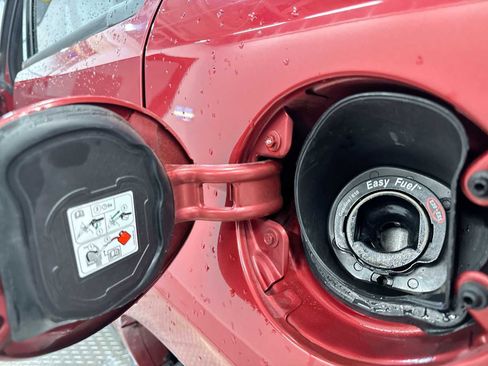 Used 2012 Ford Escape Limited image 35