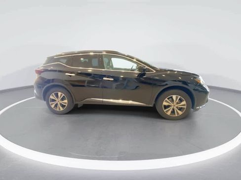 Used 2023 Nissan Murano SV AWD/4WD image 9