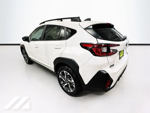 Used 2026 Subaru Crosstrek 2.5i Premium AWD/4WD image 7