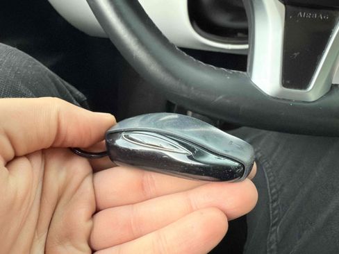 Used 2016 Tesla Model X 90D image 74