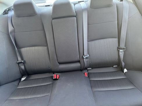 Used 2025 Nissan Altima 2.5 SV FWD image 38