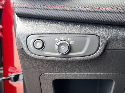 Used 2025 Chevrolet TrailBlazer RS w/ Convenience Package FWD image 22