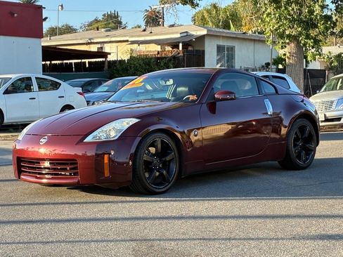 Used 2006 Nissan 350Z Touring w/ (N93) Cargo Convenience Pkg RWD image 2