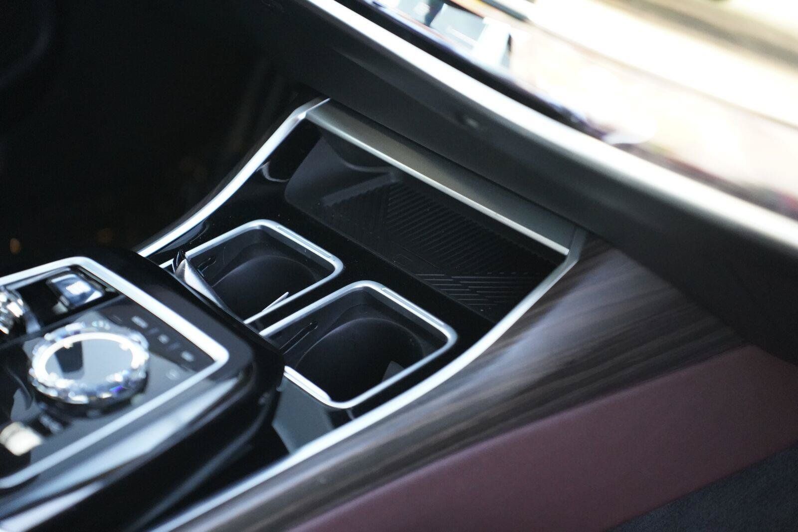 Used 2023 BMW 760i xDrive AWD/4WD image 31