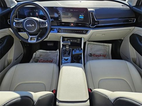 Used 2024 Kia Sportage EX image 12