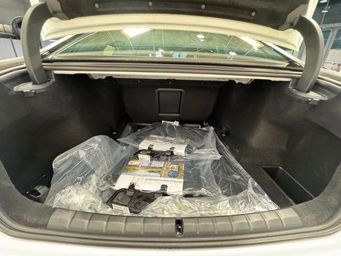 Used 2025 BMW 760i xDrive image 26