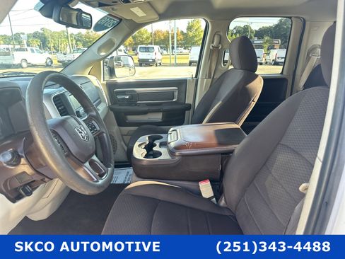 Used 2016 RAM 1500 Classic SLT image 10