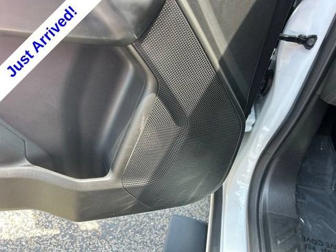 Used 2024 Chevrolet Colorado LT w/ LT Convenience Package II RWD image 14