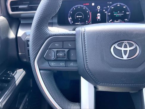 Used 2025 Toyota Tacoma TRD Sport RWD image 23