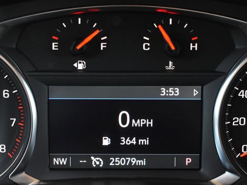 Used 2025 Chevrolet Blazer LT AWD/4WD image 8