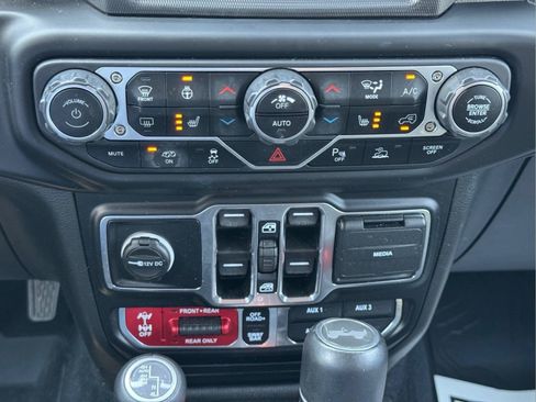Used 2023 Jeep Wrangler Unlimited Rubicon 392 w/ Trailer Tow Package AWD/4WD image 24