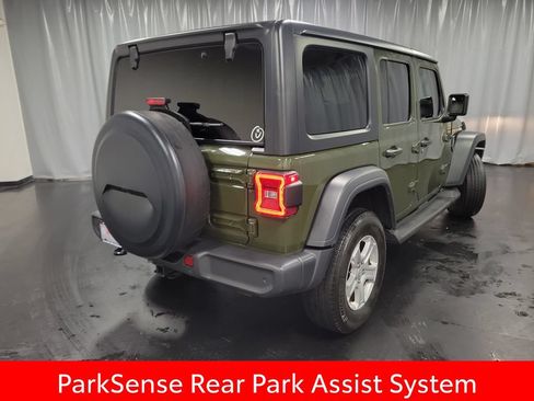 Used 2022 Jeep Wrangler Unlimited Sport AWD/4WD image 8