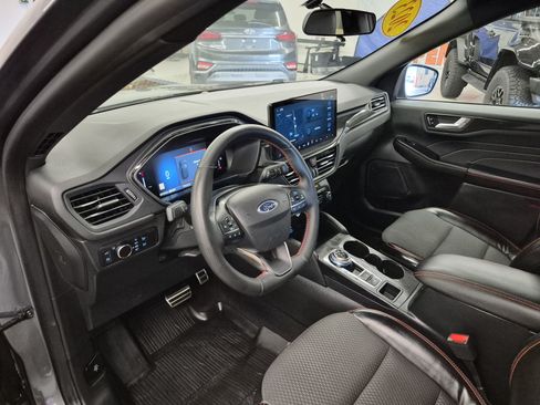Used 2023 Ford Escape ST-Line w/ Equipment Group 301A FWD image 14