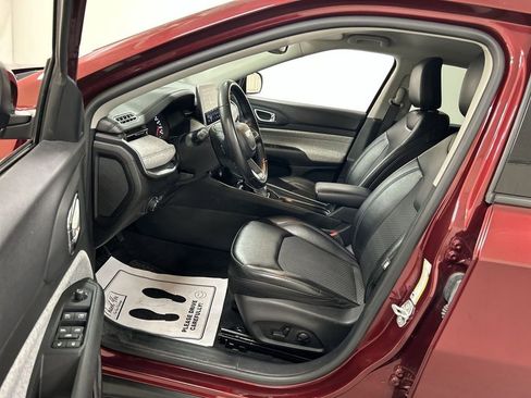 Used 2022 Jeep Compass Latitude w/ Convenience Group image 9