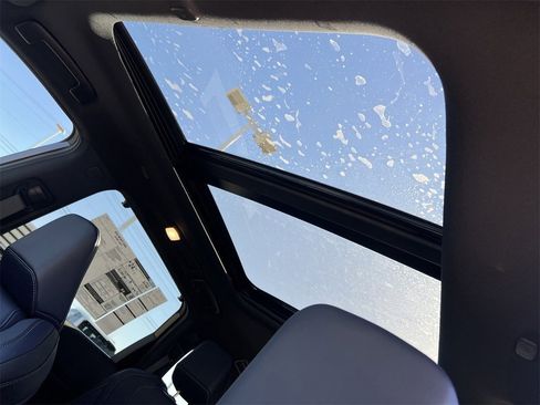 New 2026 INFINITI QX60 Sport image 18