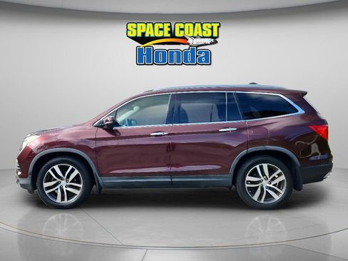 Used 2017 Honda Pilot Touring image 6