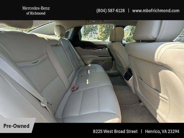 Used 2013 Cadillac XTS Luxury FWD image 16