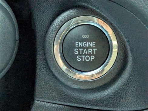 Certified 2024 Subaru Ascent Premium w/ Convenience Package image 32