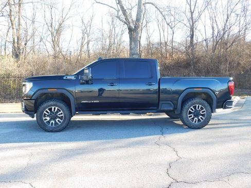 Used 2023 GMC Sierra 2500 AT4 w/ Gooseneck/5TH Wheel Package image 2